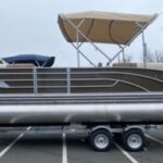 2023 LOWE 23' SS230W Halfmoon, NY Boost Your Ad Custom Cars for sale Carstrucksbikesandboats.com