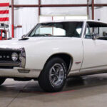 1968 Pontiac GTO Automatic Kentwood, MI on www.carstrucksbikesandboats.com